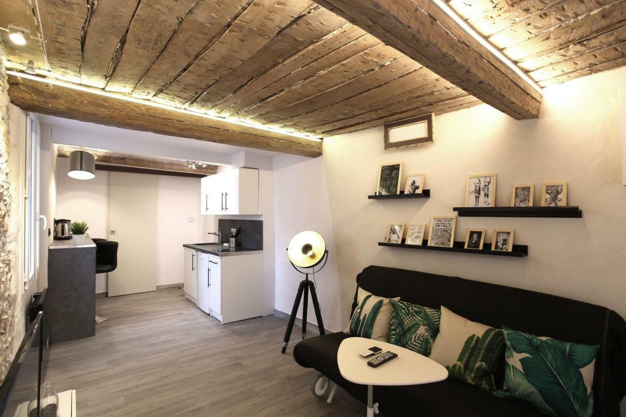 GregBnb-com - T2 Ancien et moderne - PARKING INCLUS - 15min Gare Toulon Exterior foto