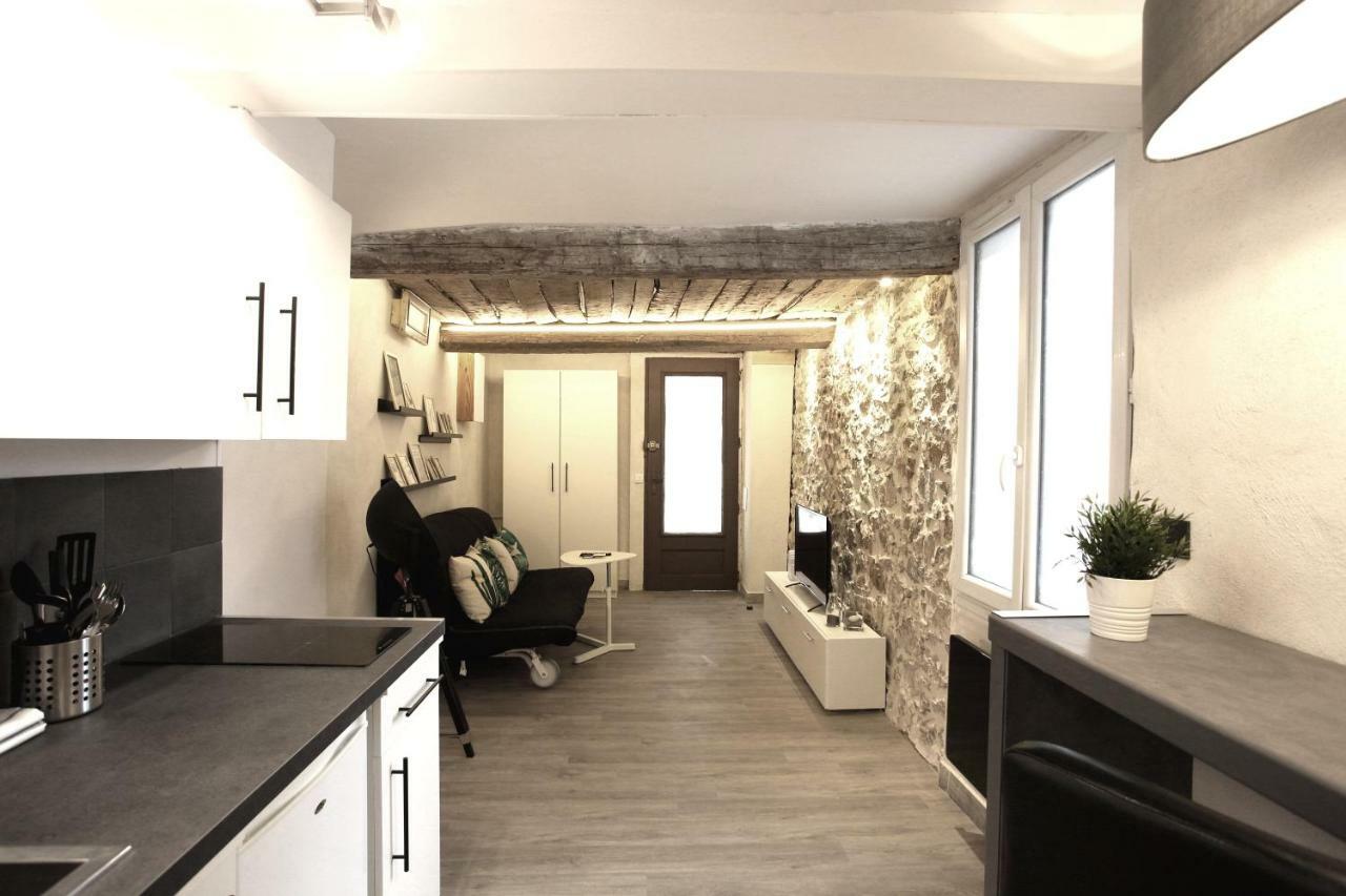 GregBnb-com - T2 Ancien et moderne - PARKING INCLUS - 15min Gare Toulon Exterior foto